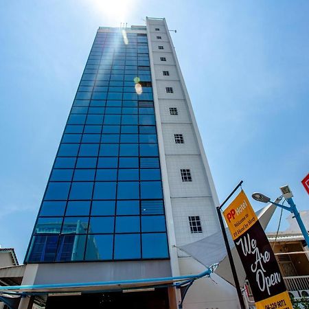 Pp Hotel By Moxy George Town  Kültér fotó