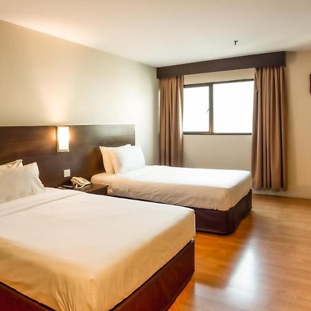 Pp Hotel By Moxy George Town  Kültér fotó