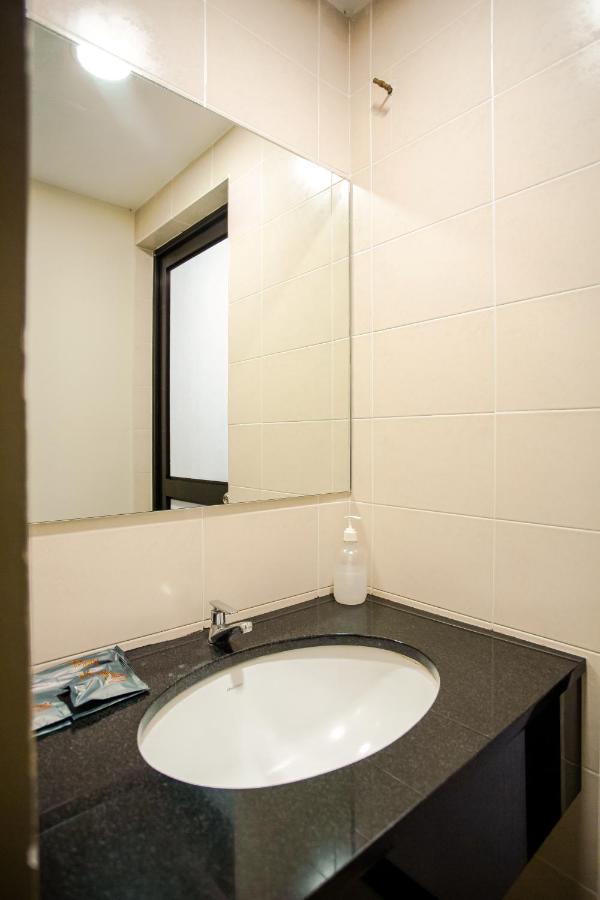 Pp Hotel By Moxy George Town  Kültér fotó