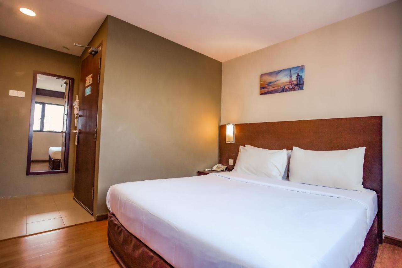 Pp Hotel By Moxy George Town  Kültér fotó